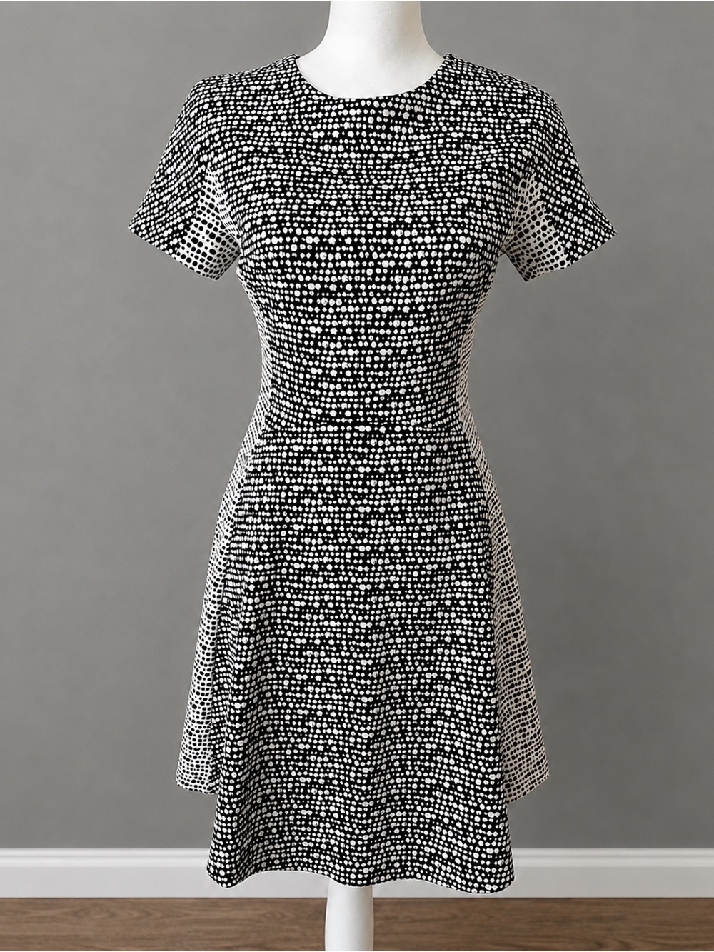 Banana Republic Black and White Polka Dot Fit and Flare Dress Size 2 XS